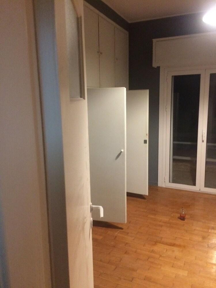 Apartment Check Point - Syngrou Fix
